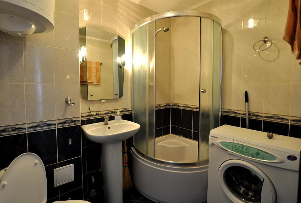 Apartments In The City Centre Of Nikolaev Миколаїв Номер фото